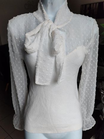 Joli haut habillé taille unique
