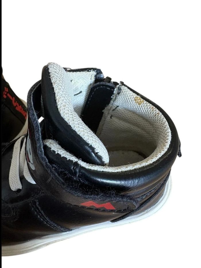 Chaussure Mickey taille 22 - photo numéro 6