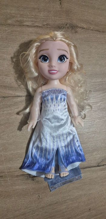 Grande poupée Elsa La Reine des neiges