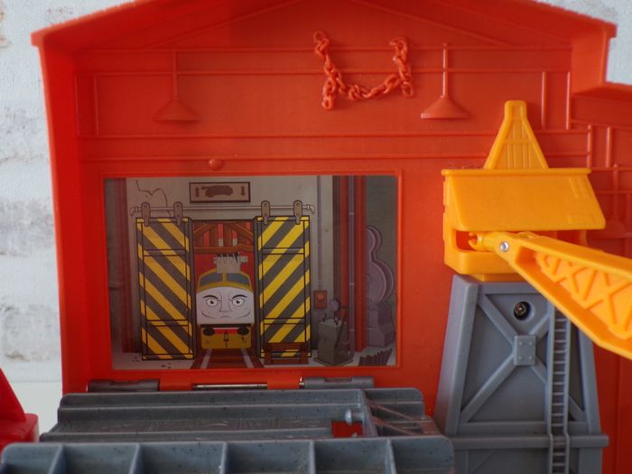 Circuit de train Thomas et ses amis - Usine diesel de Vicarstown - photo numéro 3