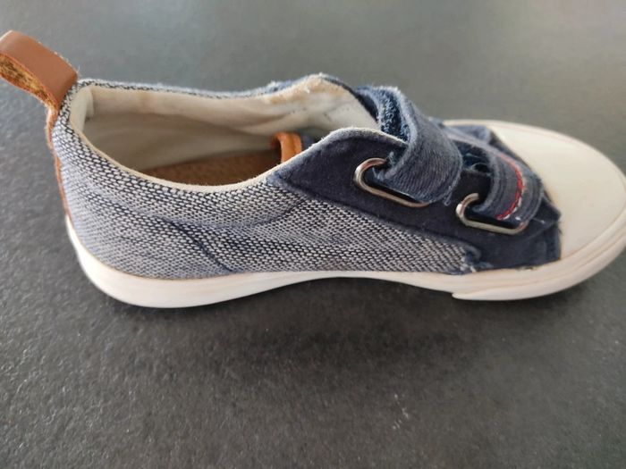 Chaussures pointure 28 - photo numéro 5