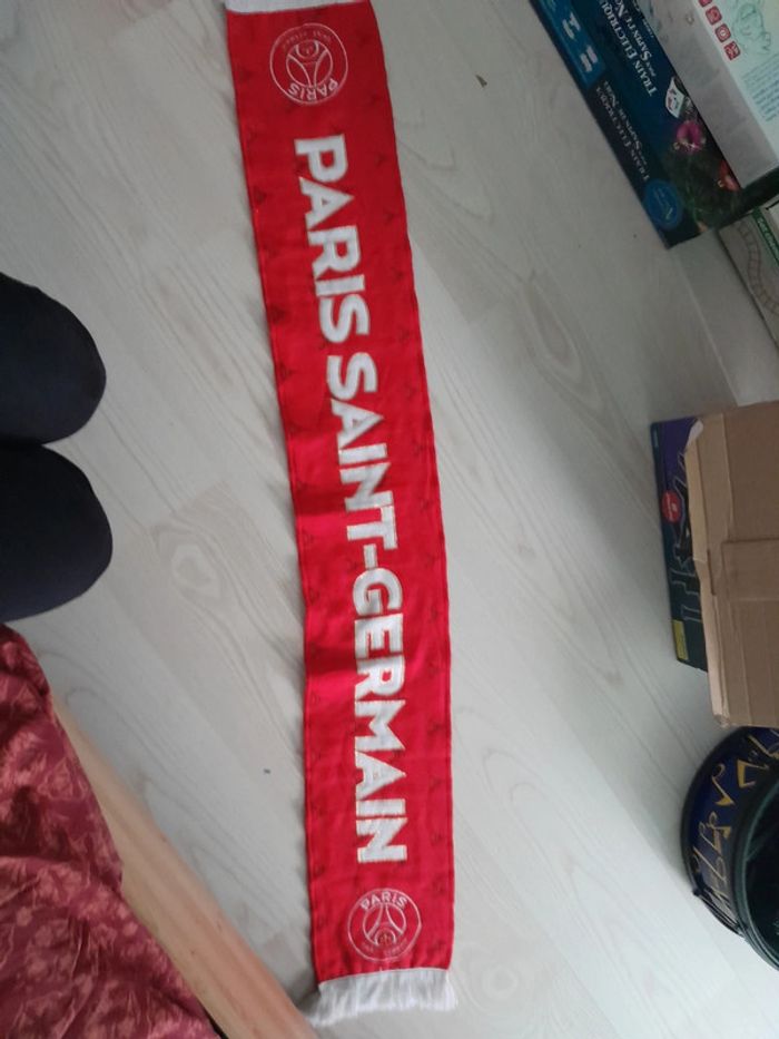 Écharpe psg
