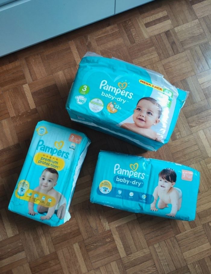 Lot 198 couches Pampers taille 3