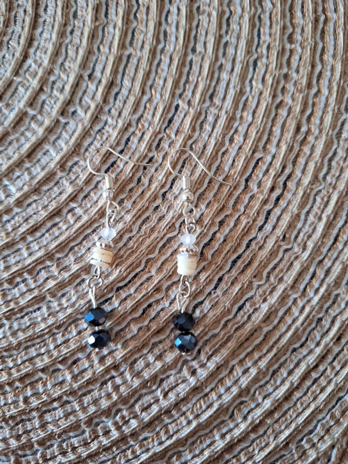 Boucles d'oreilles pendantes fantaisies - photo numéro 2