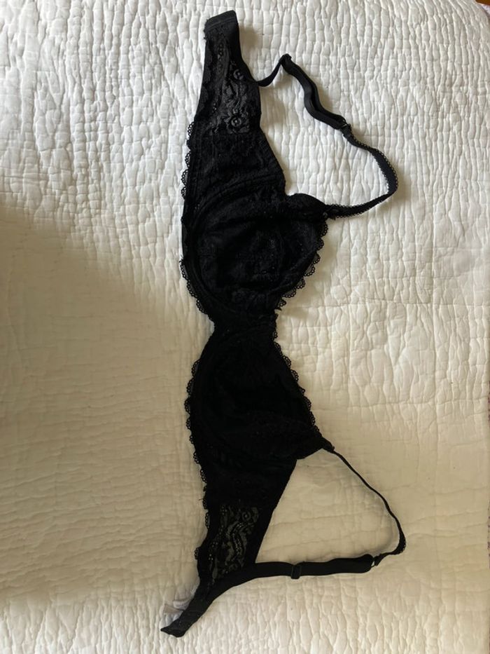 Soutien gorge dentelle noir 95E