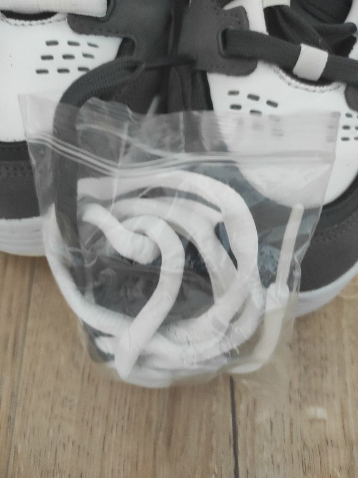 Chaussures Adidas Originals - photo numéro 2
