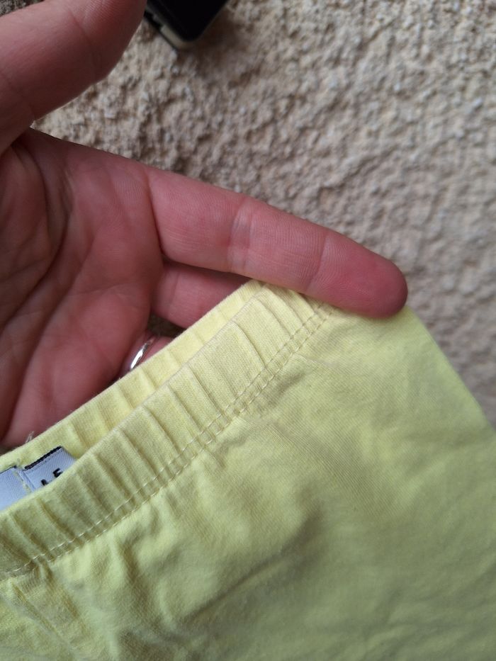 🩳 Short Tex 4/5 ans - photo numéro 3