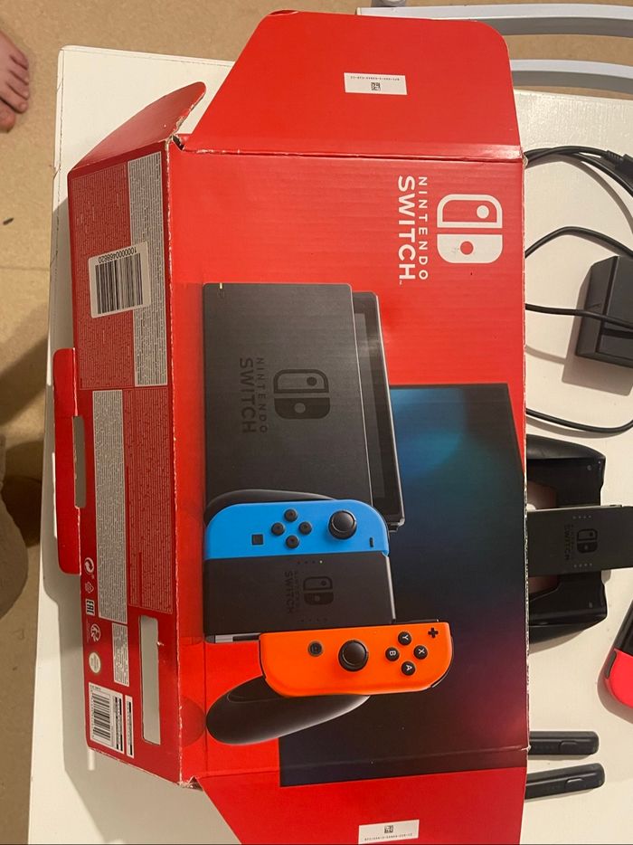 Nintendo switch - photo numéro 2