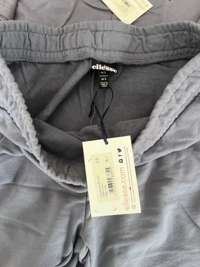 Ensemble t-shirt + short - photo numéro 4