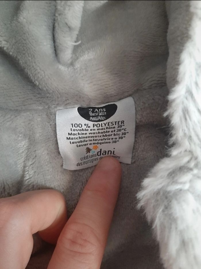 Gilet tête de loup - photo numéro 6