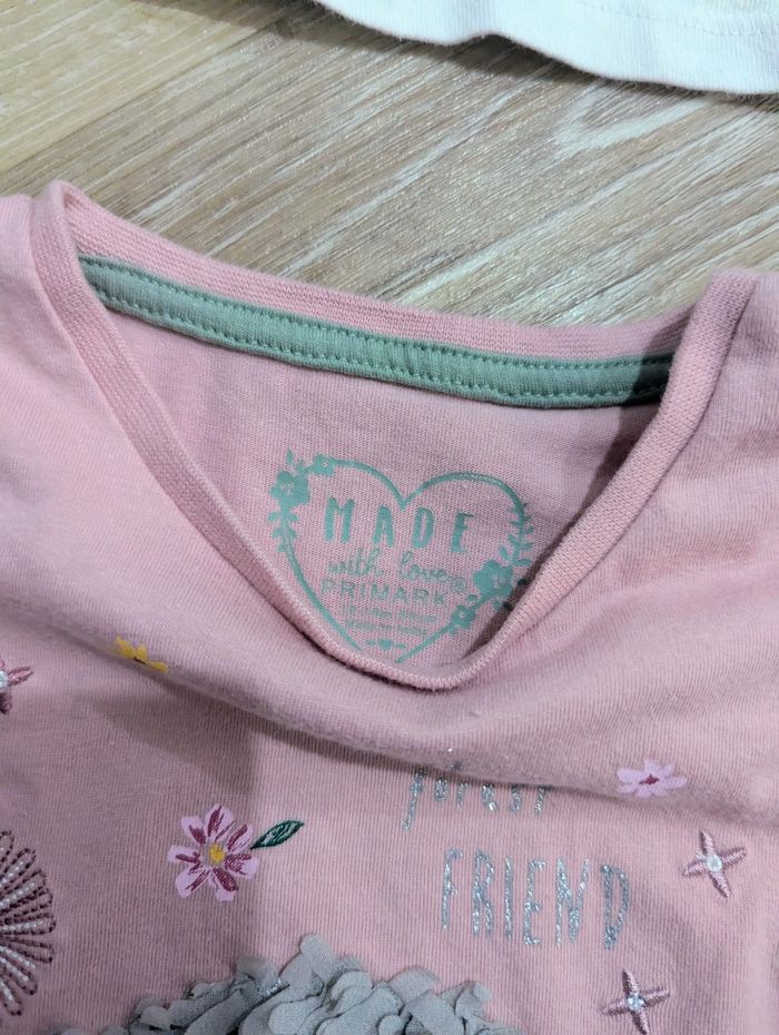 Lot 2 t-shirts, 1 pull et 1 pantalon 18 mois bebe fille - photo numéro 5