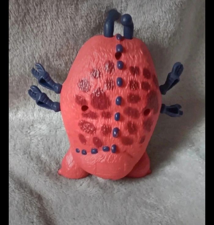 figurine insectosaure monstre vs alien macdonald 2009 - photo numéro 2