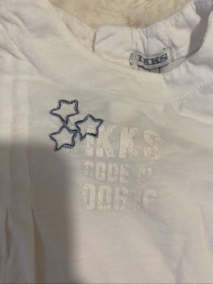 ⭐ T-shirt IKKS bébé 12 mois – TBE ⭐ - photo numéro 3