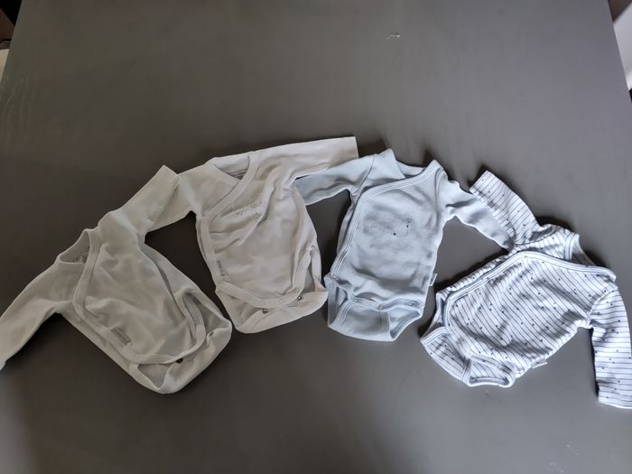 Bodies manches longues taille naissance lot