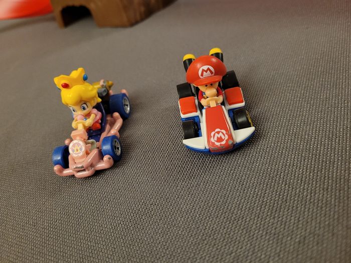 Circuit Hot Wheels - Mario Kart Château de Bowser - photo numéro 4