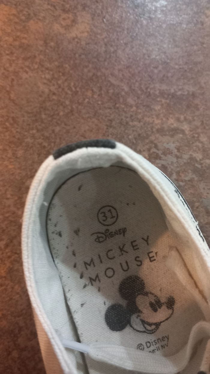 Baskets mickey taille 31 - photo numéro 5