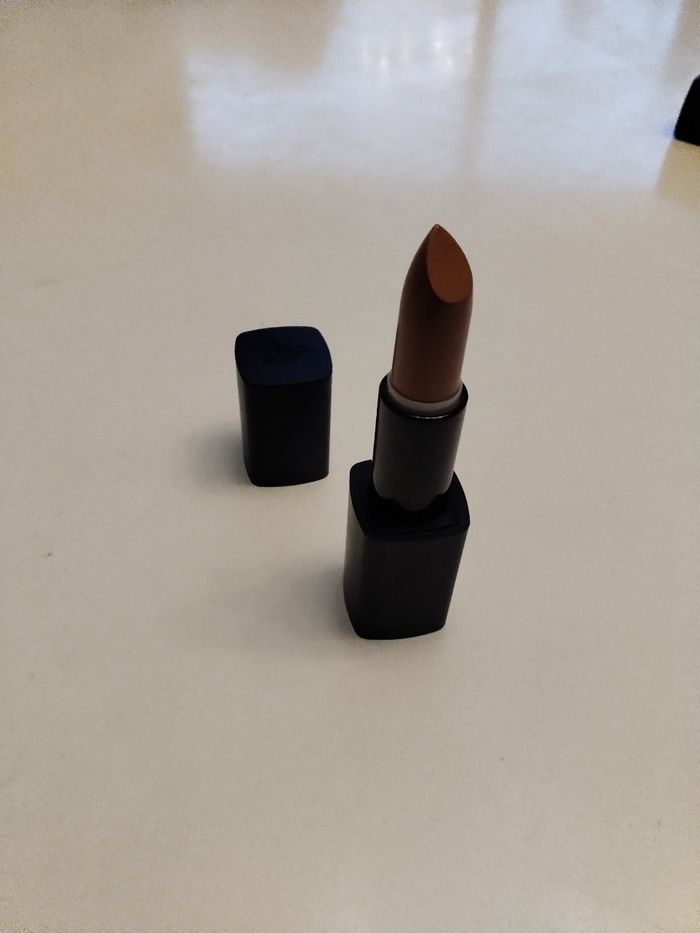 Rouge à lèvres younique - photo numéro 4