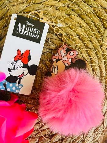 Porte clefs poupon Disney