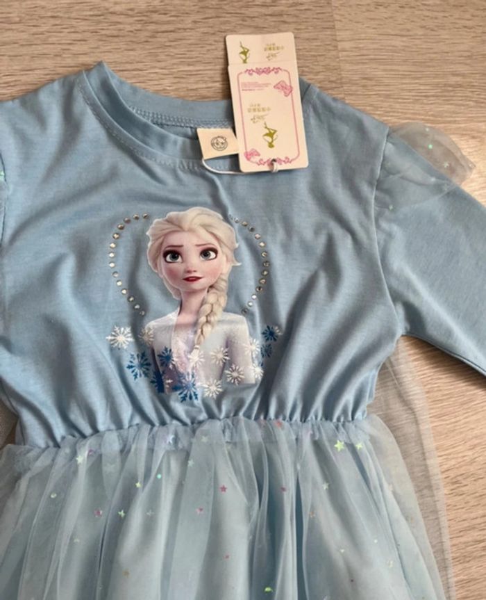 Robe Elsa Frozen 5 ans - photo numéro 9