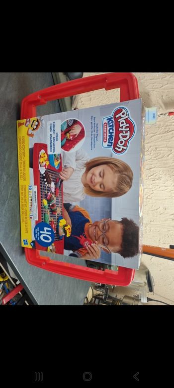 Barbecue play-do Neuf