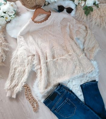 Pull beige neuf avec étiquette taille M