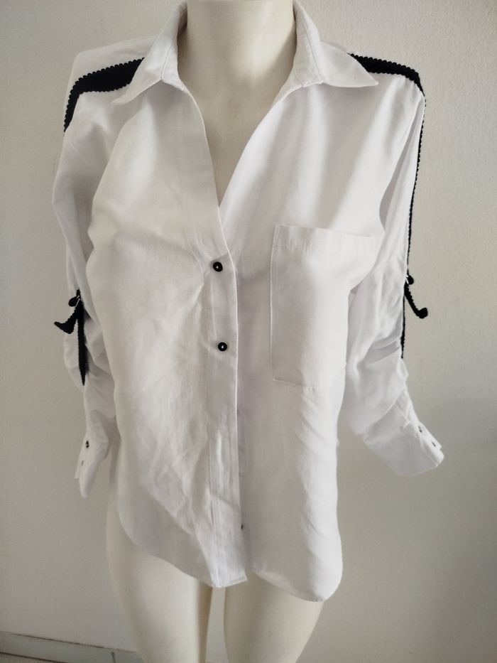 #kytieXSfemme. Chemise taille XS - photo numéro 1