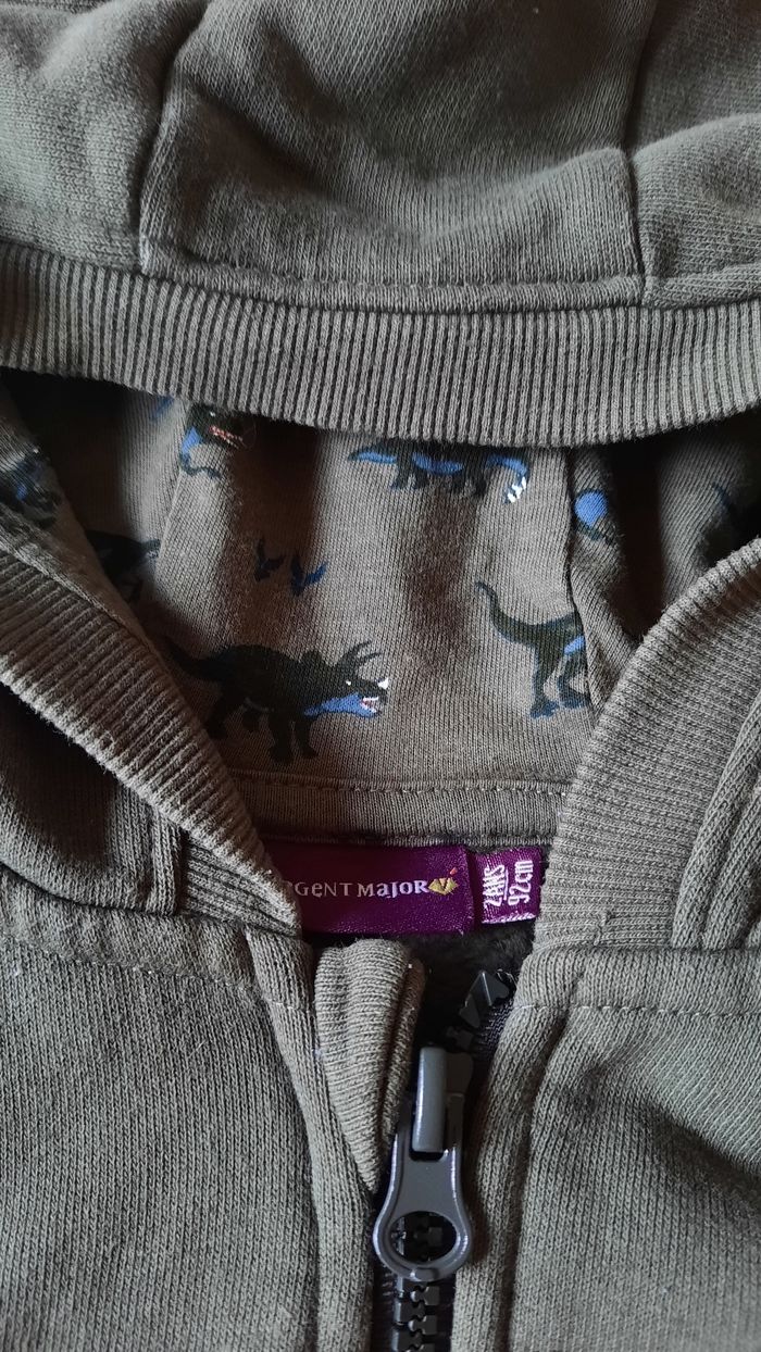 Pull 2 ans - photo numéro 2
