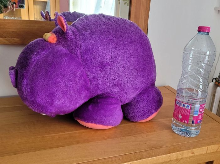 Peluche hippopotame violette – 30x40 cm - photo numéro 2