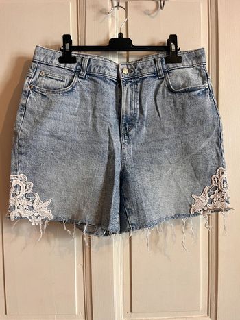 Short en jeans taille haute dentelle C&A taille 42