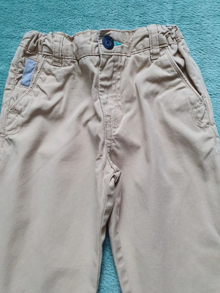Très beau pantalon 6 ans - photo numéro 2