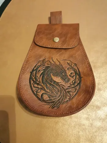 Saccoche style médiéval dragon marron