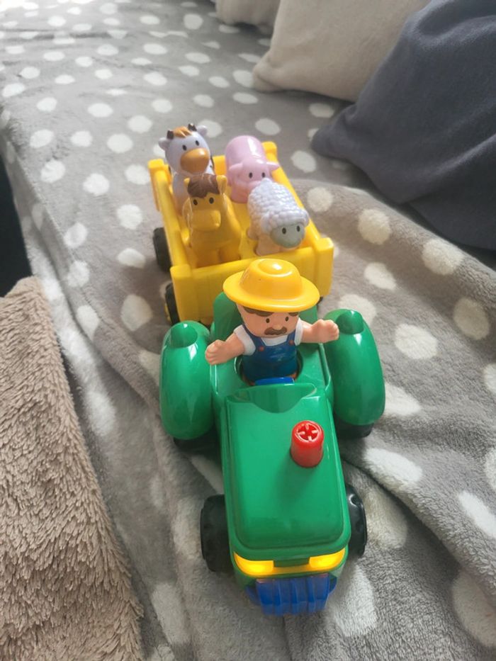 Tracteur avec animaux - photo numéro 3
