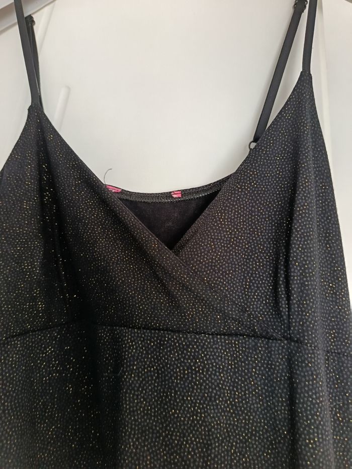Robe de soirée noire et or - photo numéro 4
