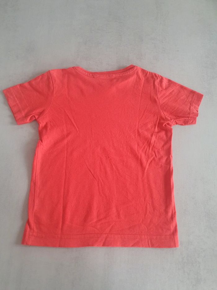 T shirt rouge - photo numéro 2