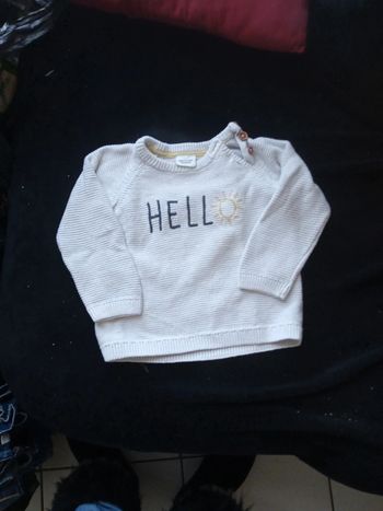 Pull tape à l'oeil 18 mois