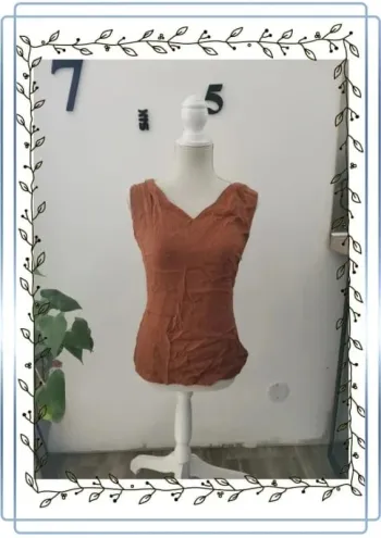 Débardeur marron "La petite étoile", taille 2, très bon état