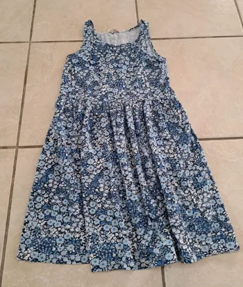 Robe bleu/blanche sans manches 6/8 ans 👧 H&M en TBE