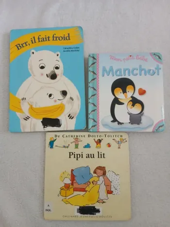 Lot de 3 livres bébé