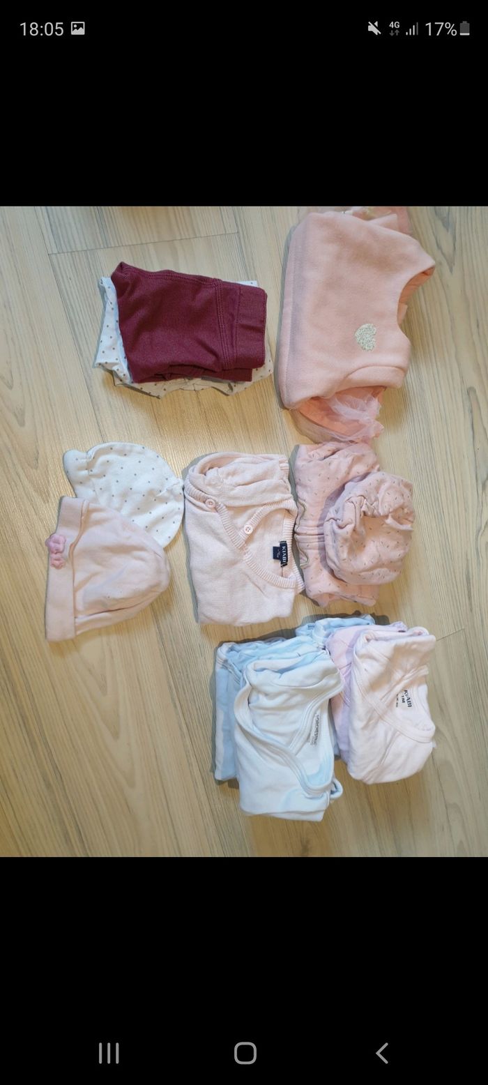 Lot vêtements 1 mois