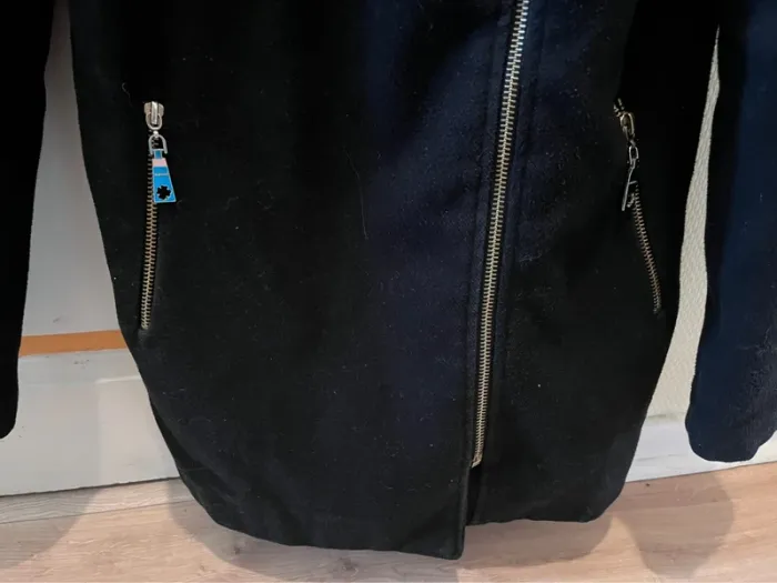 Manteau zip avec capuche fourrure Made In Italy taille S - photo numéro 3