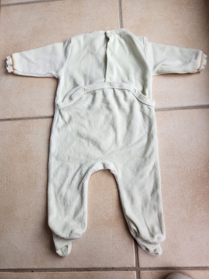 Pyjama velours taille 3 mois - photo numéro 3