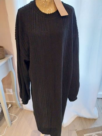 Robe noire neuf 