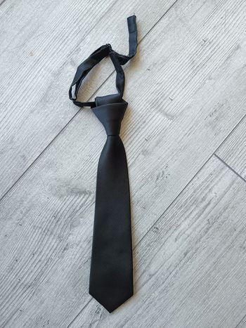 Cravate noire