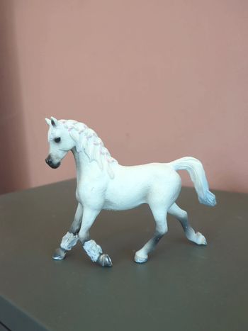 Jument Arabe Schleich