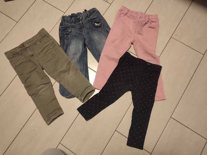 3 pantalons 1 legging