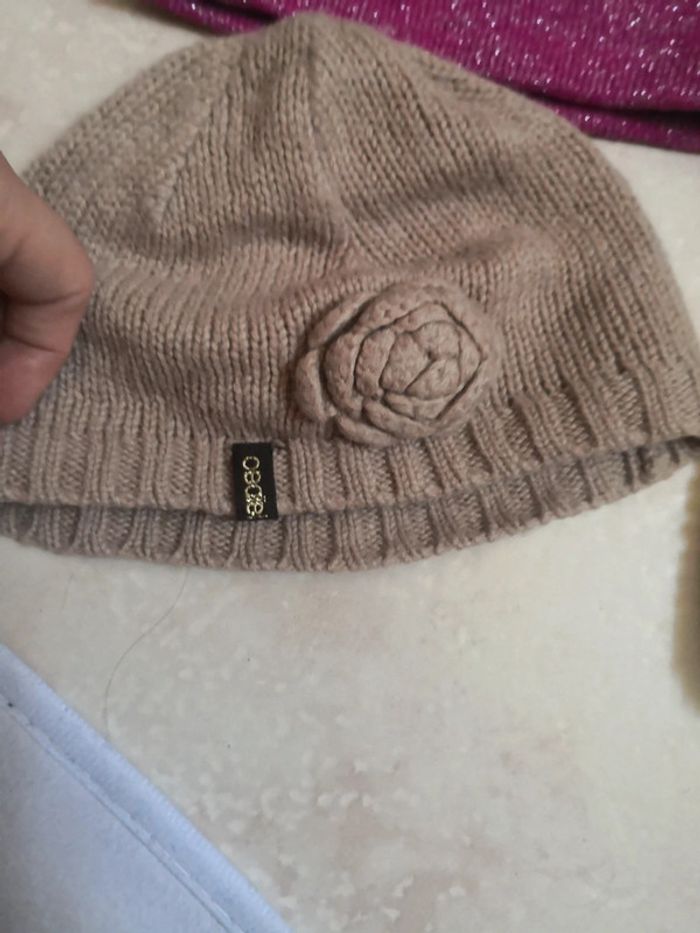Lot  5 bonnets - photo numéro 2