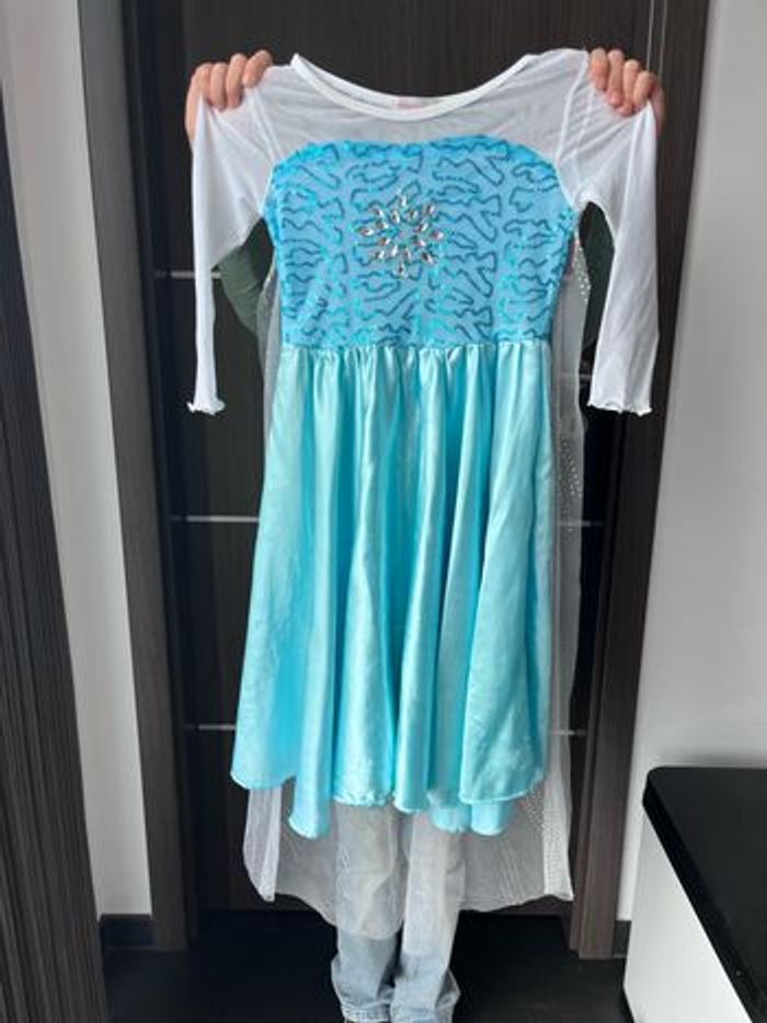 Robe Elsa