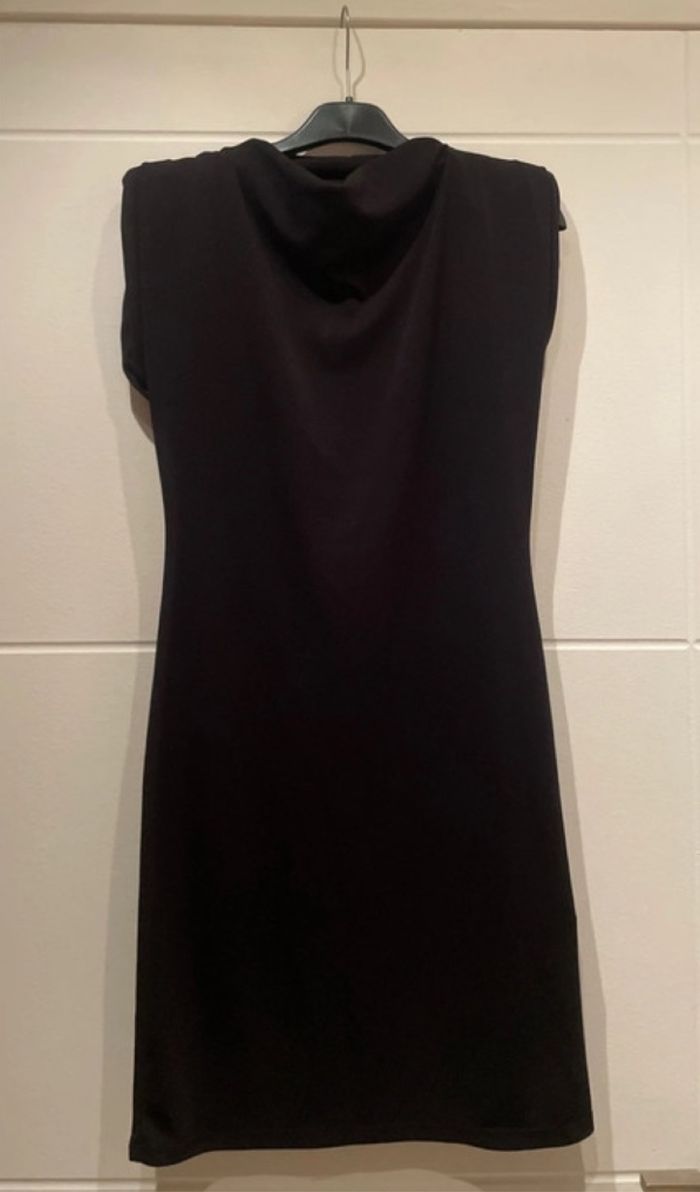 Robe noire