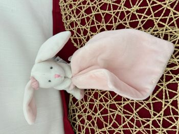 Doudou mouchoir lapin rose  doudou et compagnie