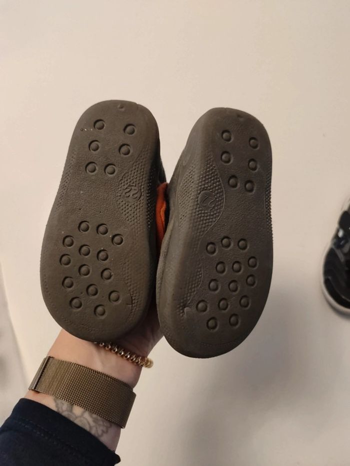 Lot chaussures - photo numéro 2